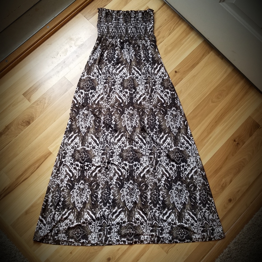 Strapless fun print dress